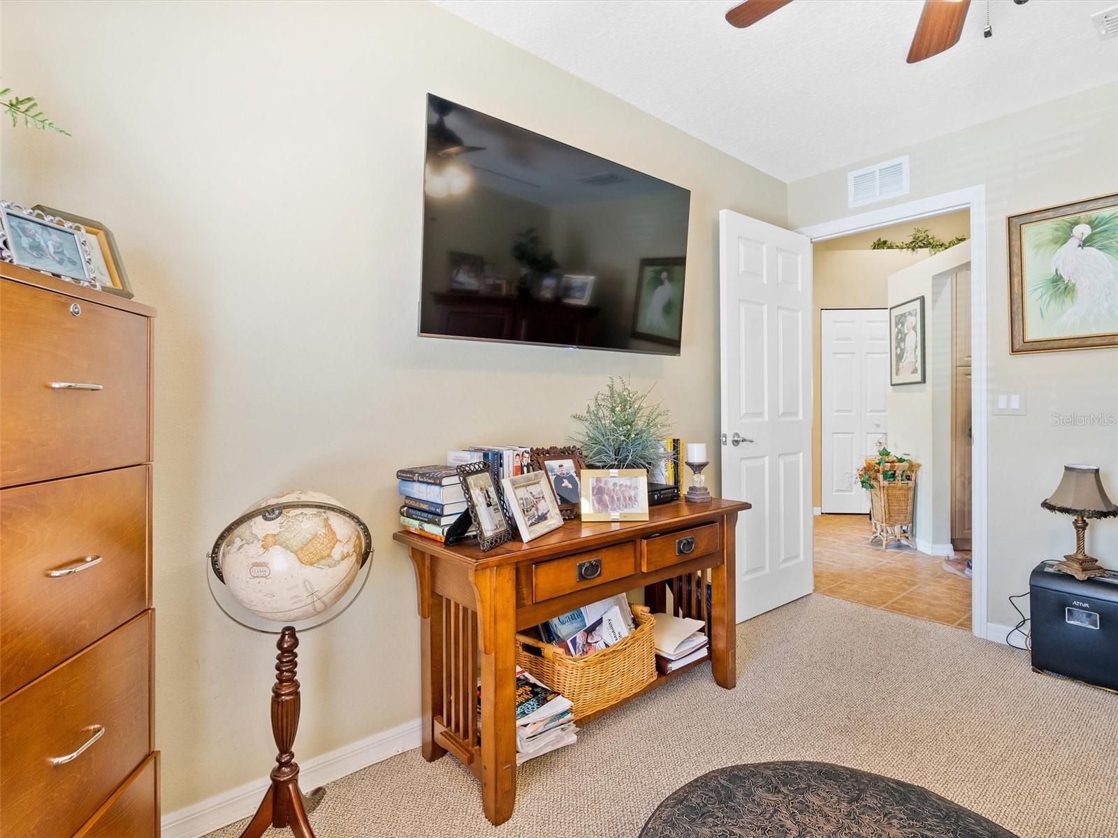 LAKESIDE LANDINGS - Residential