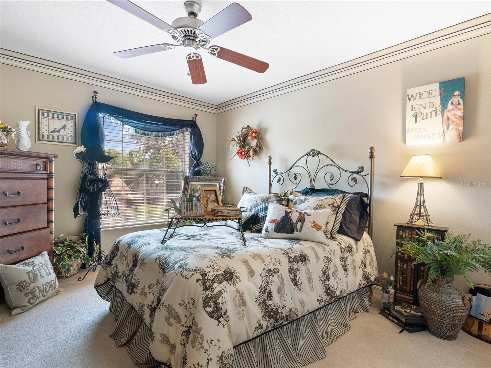 LAKESIDE LANDINGS - Residential