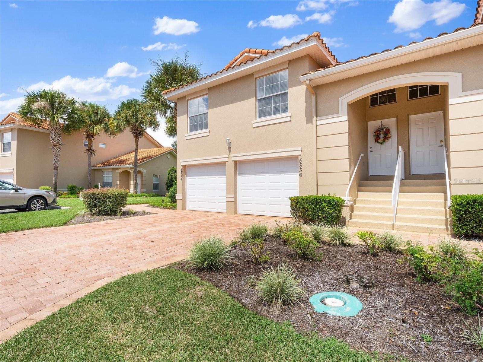 LAKESIDE LANDINGS - Residential