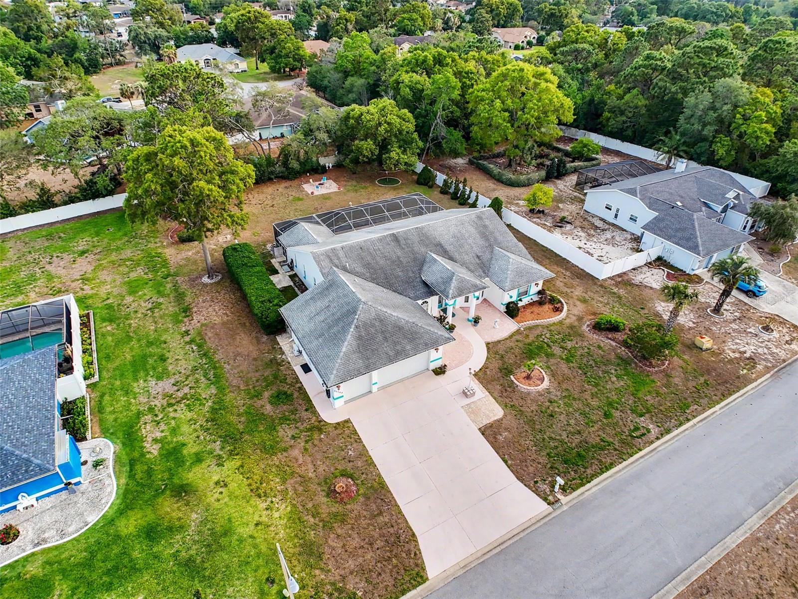RAINBOW WOODS - Residential