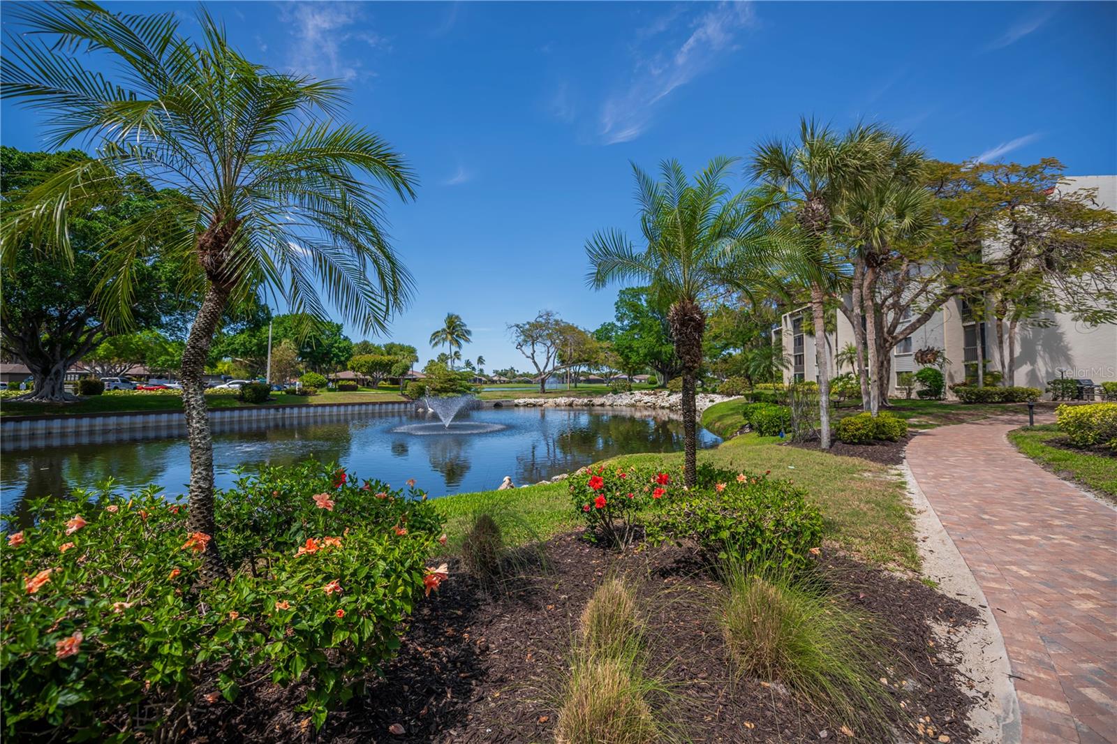 WINDJAMMER VILLAGE PT 02 CONDO - Residential