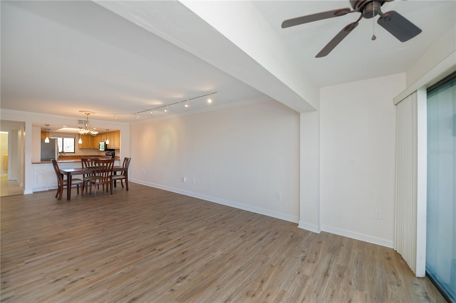 WINDJAMMER VILLAGE PT 02 CONDO - Residential