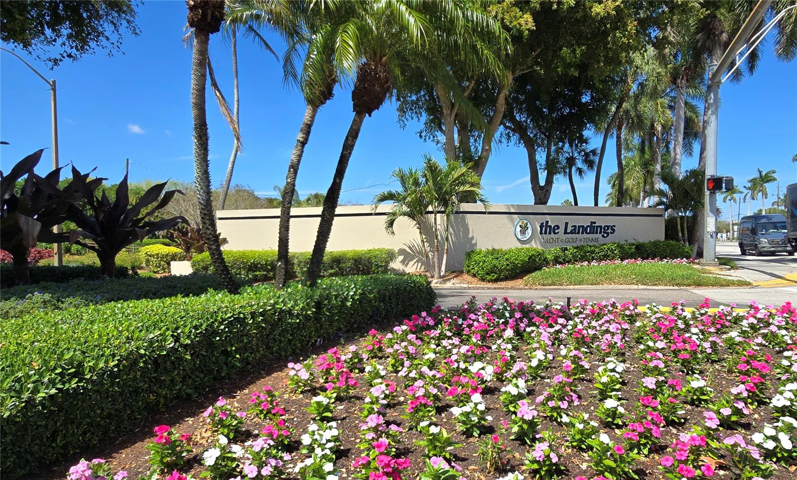 WINDJAMMER VILLAGE PT 02 CONDO - Residential