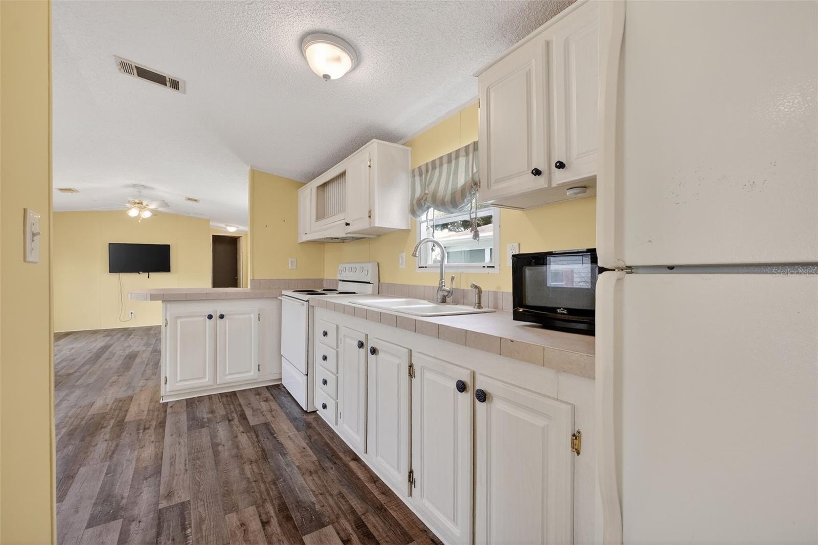 INDIAN HARBOR ESTATES UNIT 04 - Residential