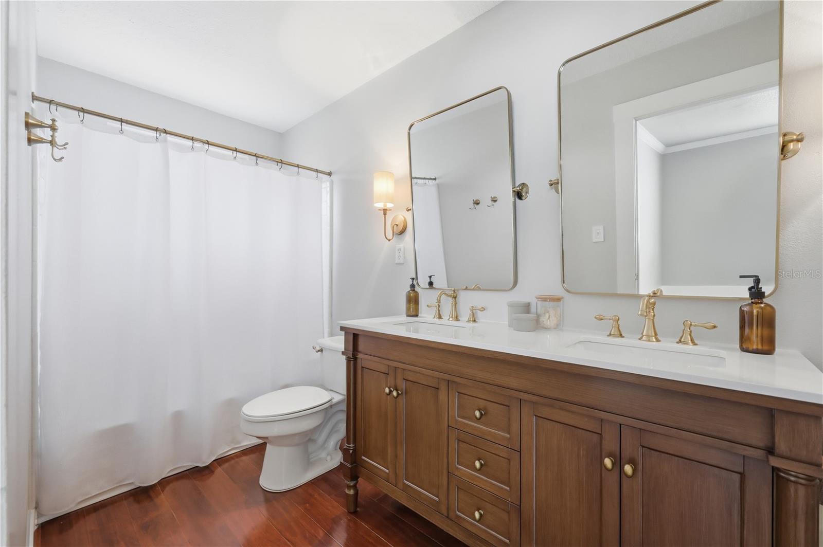 ALISON HALPIN 46/103 - Residential Lease