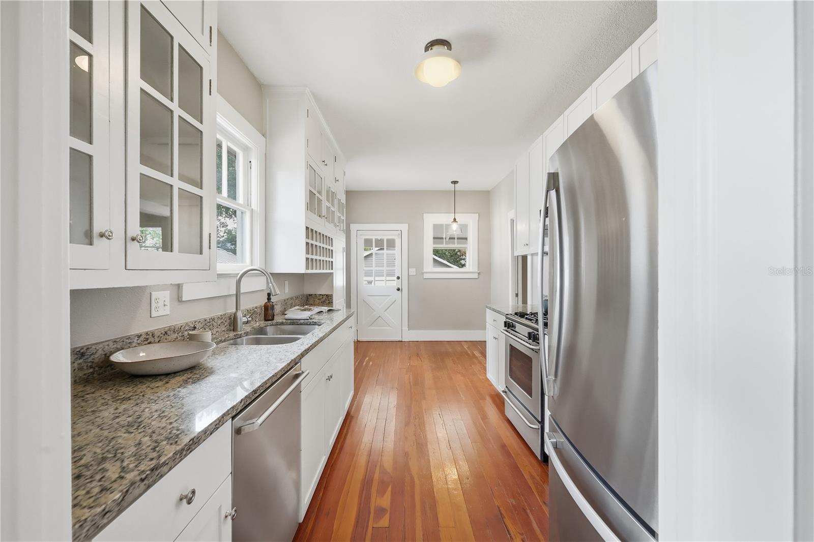 ALISON HALPIN 46/103 - Residential Lease