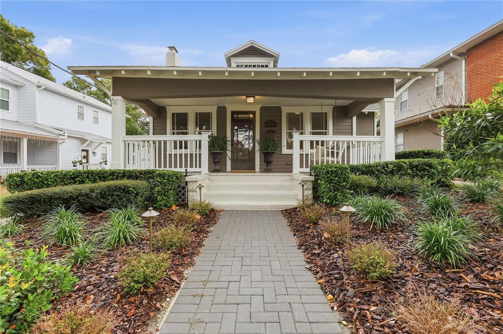 Photo of 1213 Delaney Avenue, Orlando, FL 32806 (MLS # O6368635)