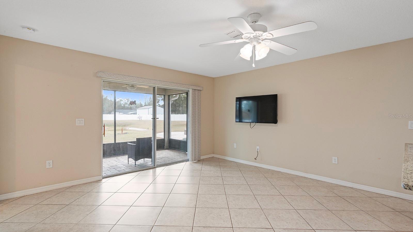 RUNNYMEDE OAKS UNREC - Residential