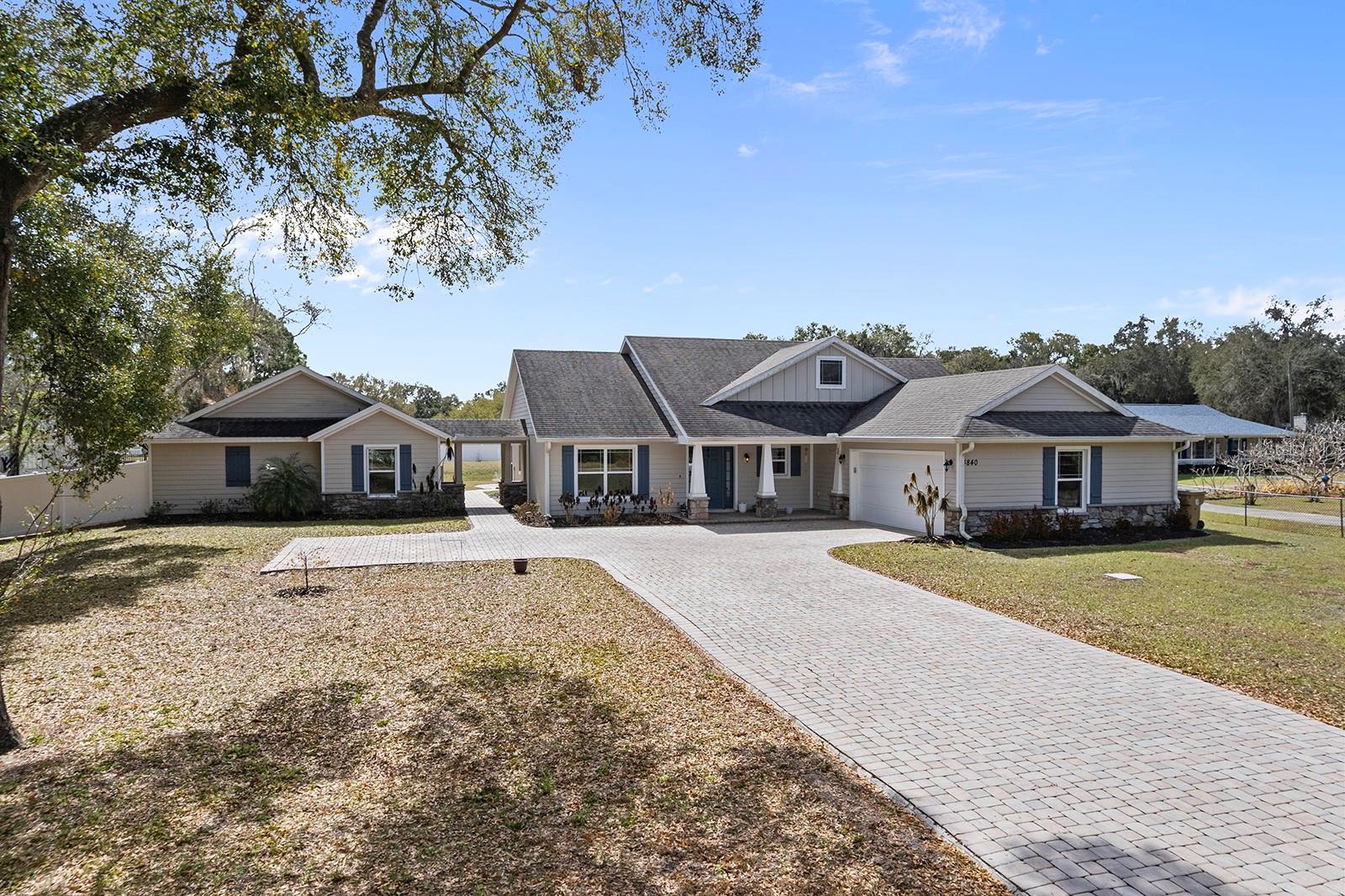 RUNNYMEDE OAKS UNREC - Residential