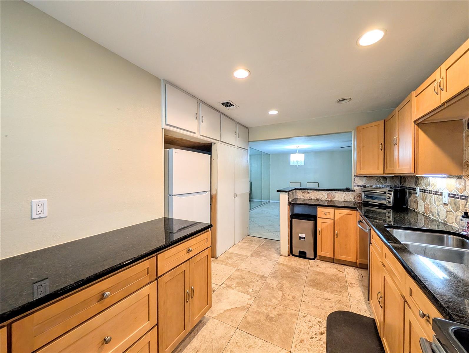 WOODLAND VILLAGE - Residential Lease