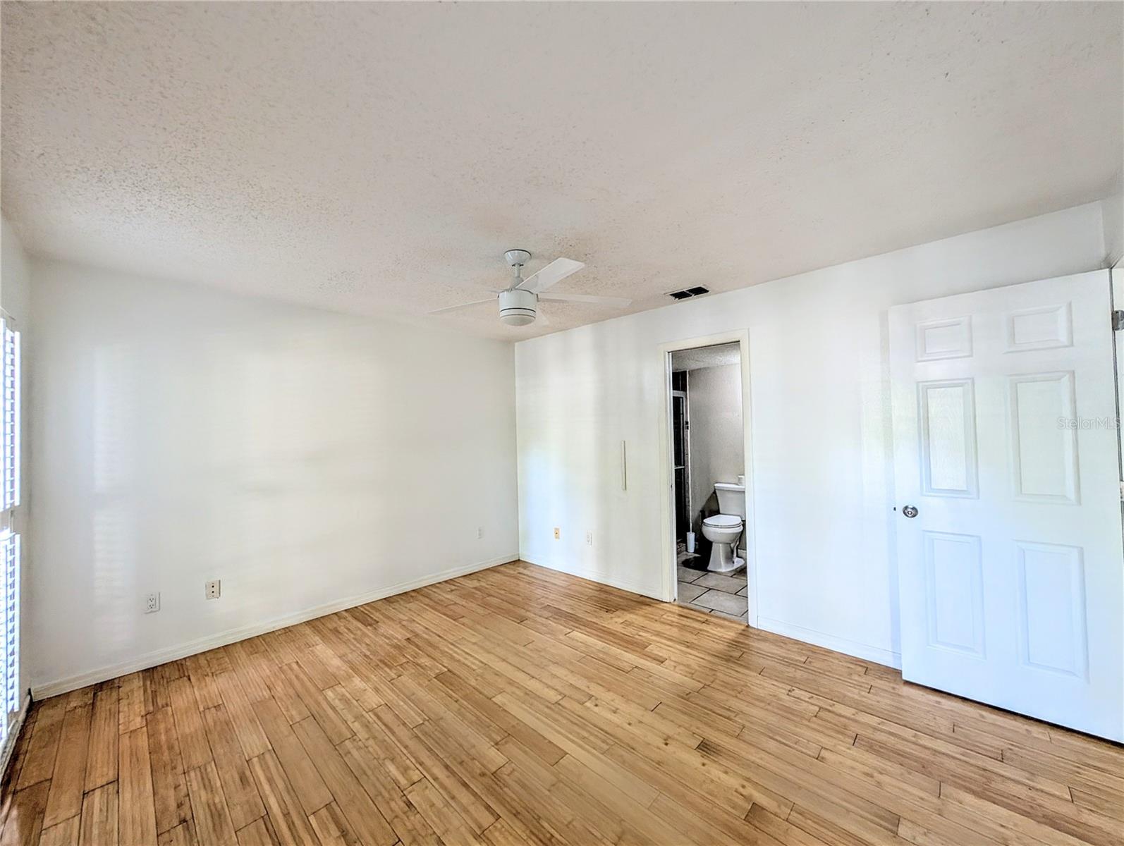 WOODLAND VILLAGE - Residential Lease