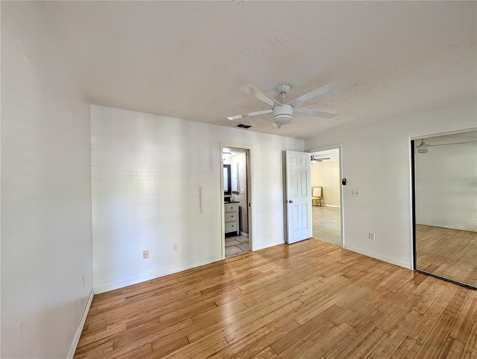 WOODLAND VILLAGE - Residential Lease