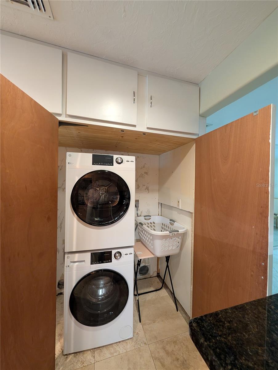 WOODLAND VILLAGE - Residential Lease