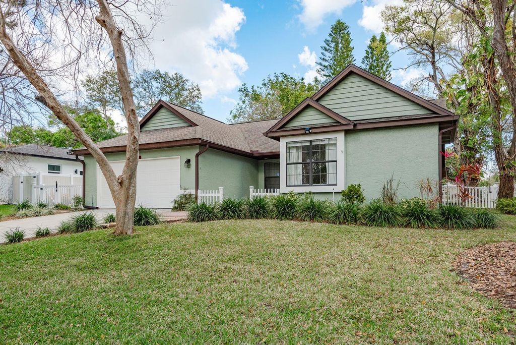 Photo of 2403 Country Trails Drive, Safety Harbor, FL 34695 (MLS # TB8469854)