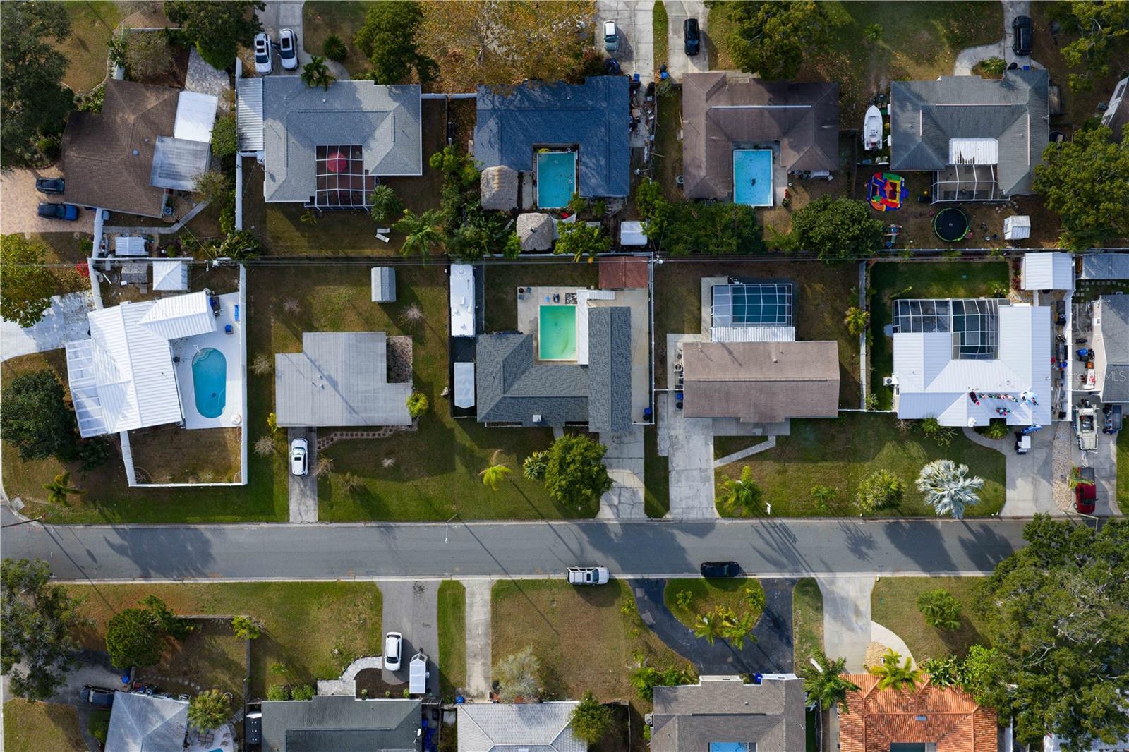 MEADOW LAWN 9TH ADD - Residential