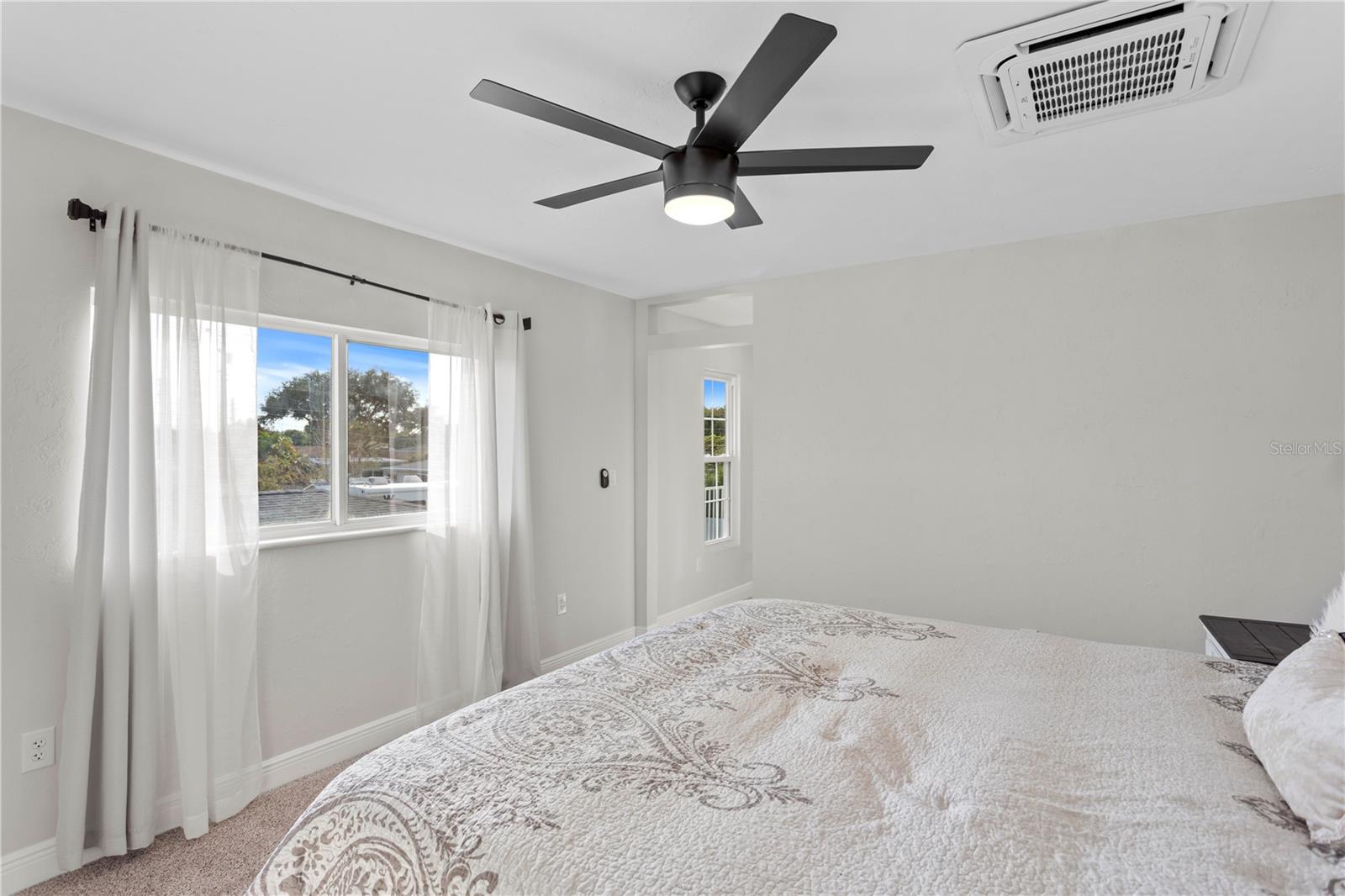 MEADOW LAWN 9TH ADD - Residential