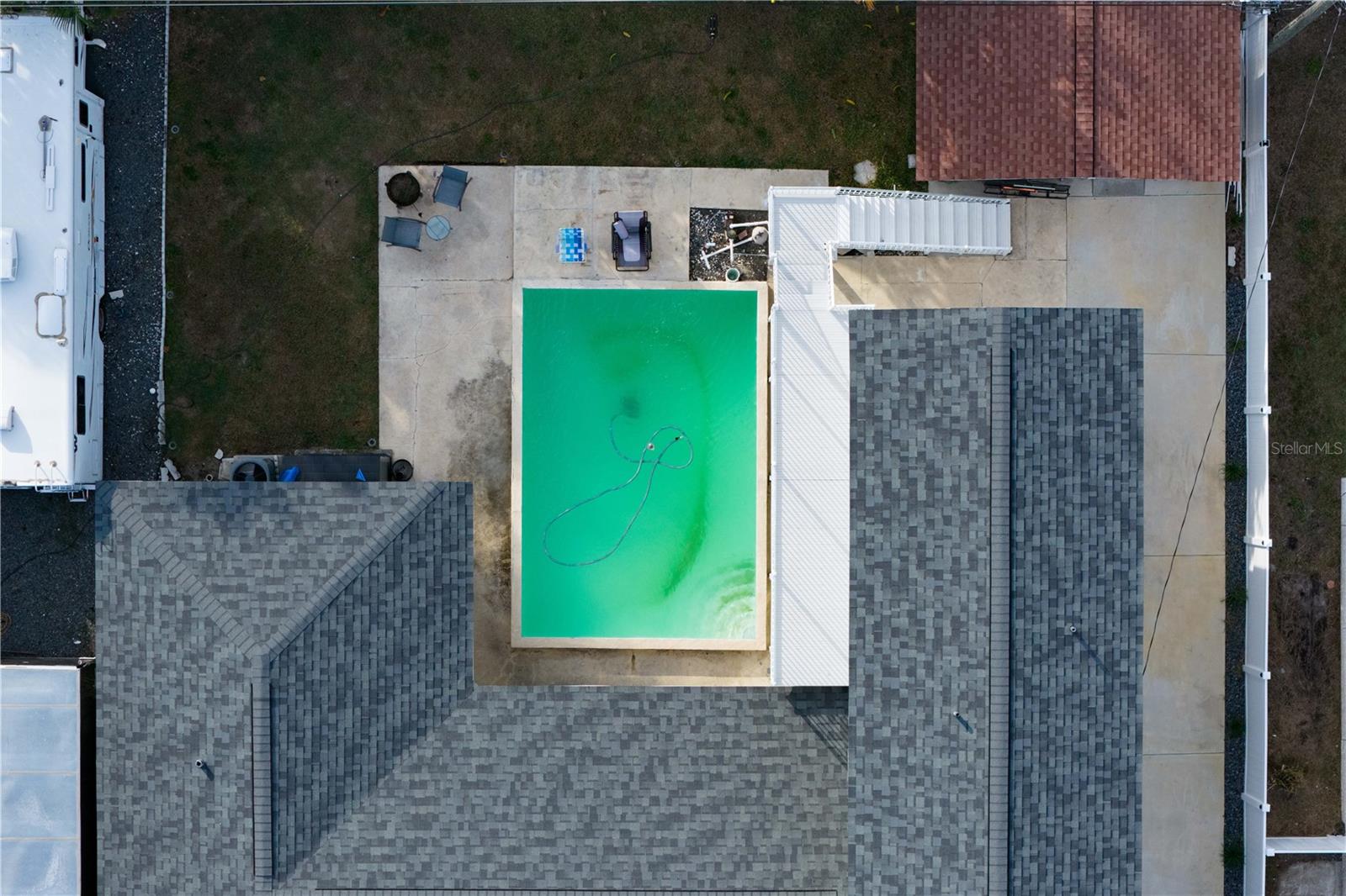 MEADOW LAWN 9TH ADD - Residential