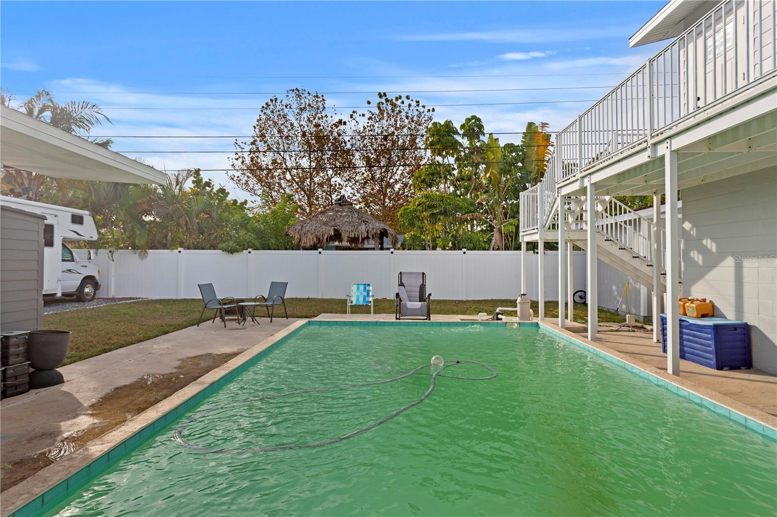 MEADOW LAWN 9TH ADD - Residential