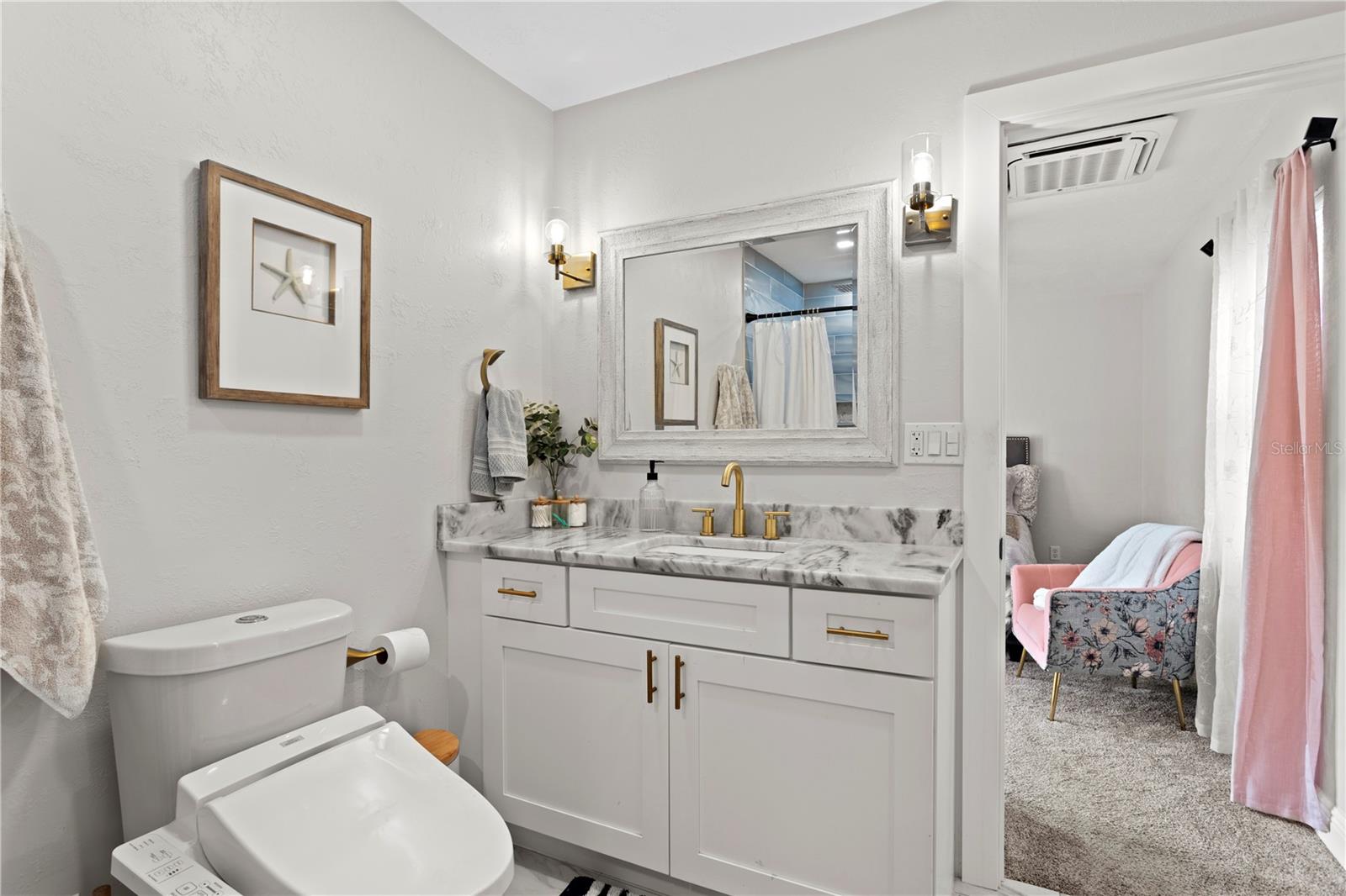 MEADOW LAWN 9TH ADD - Residential