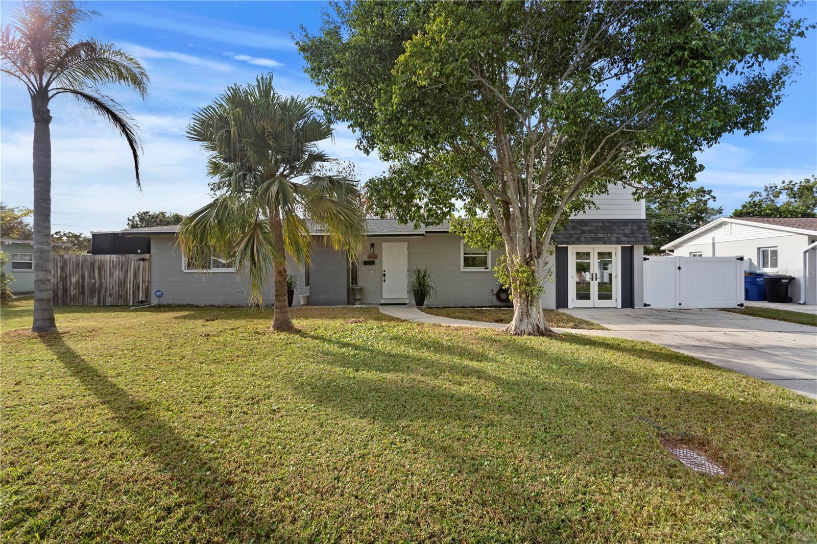 MEADOW LAWN 9TH ADD - Residential