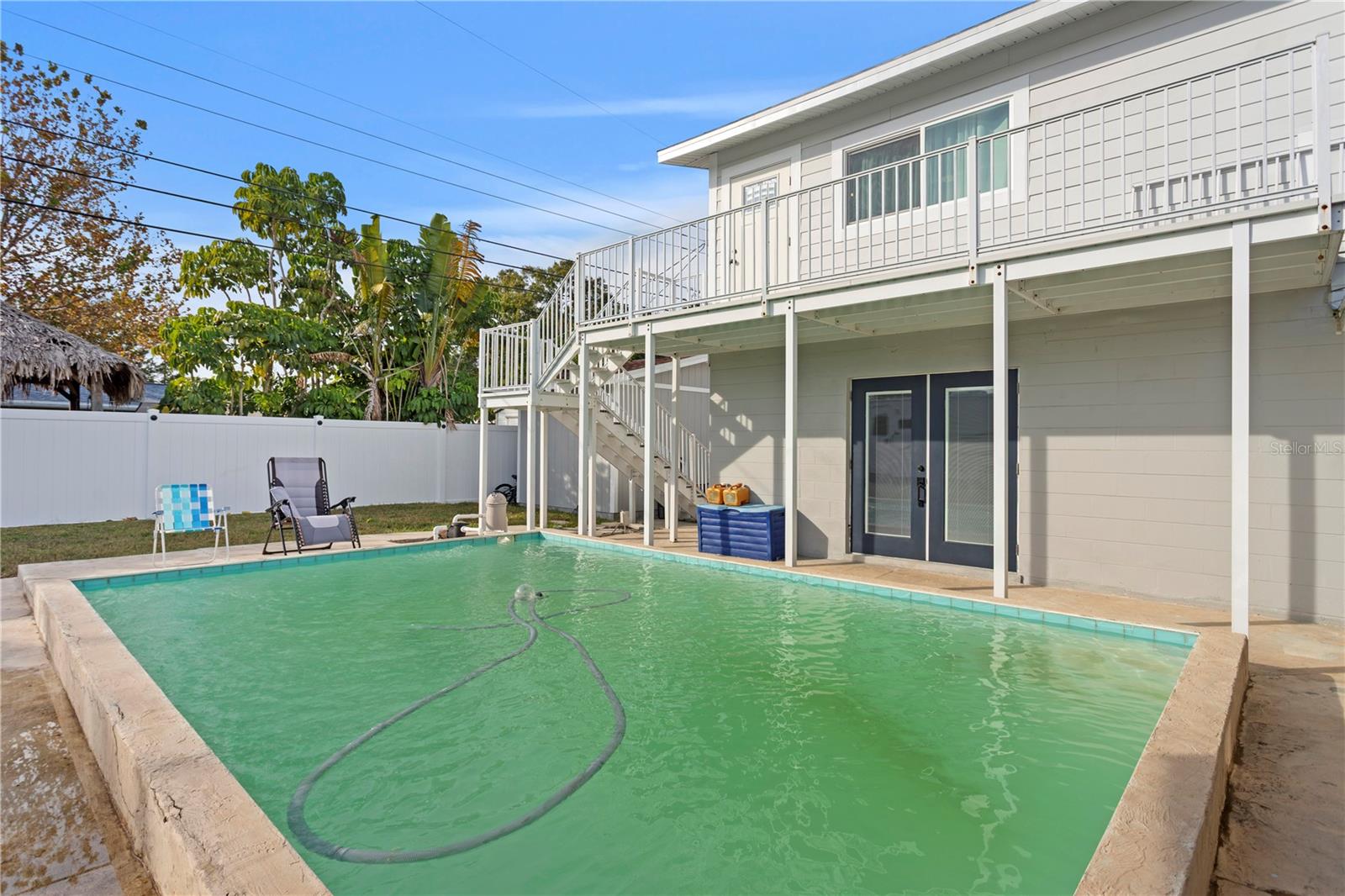 MEADOW LAWN 9TH ADD - Residential