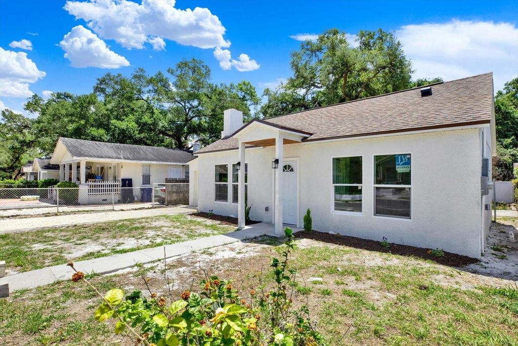 Photo of 1209 E 33rd Avenue, Tampa, FL 33603 (MLS # TB8502218)