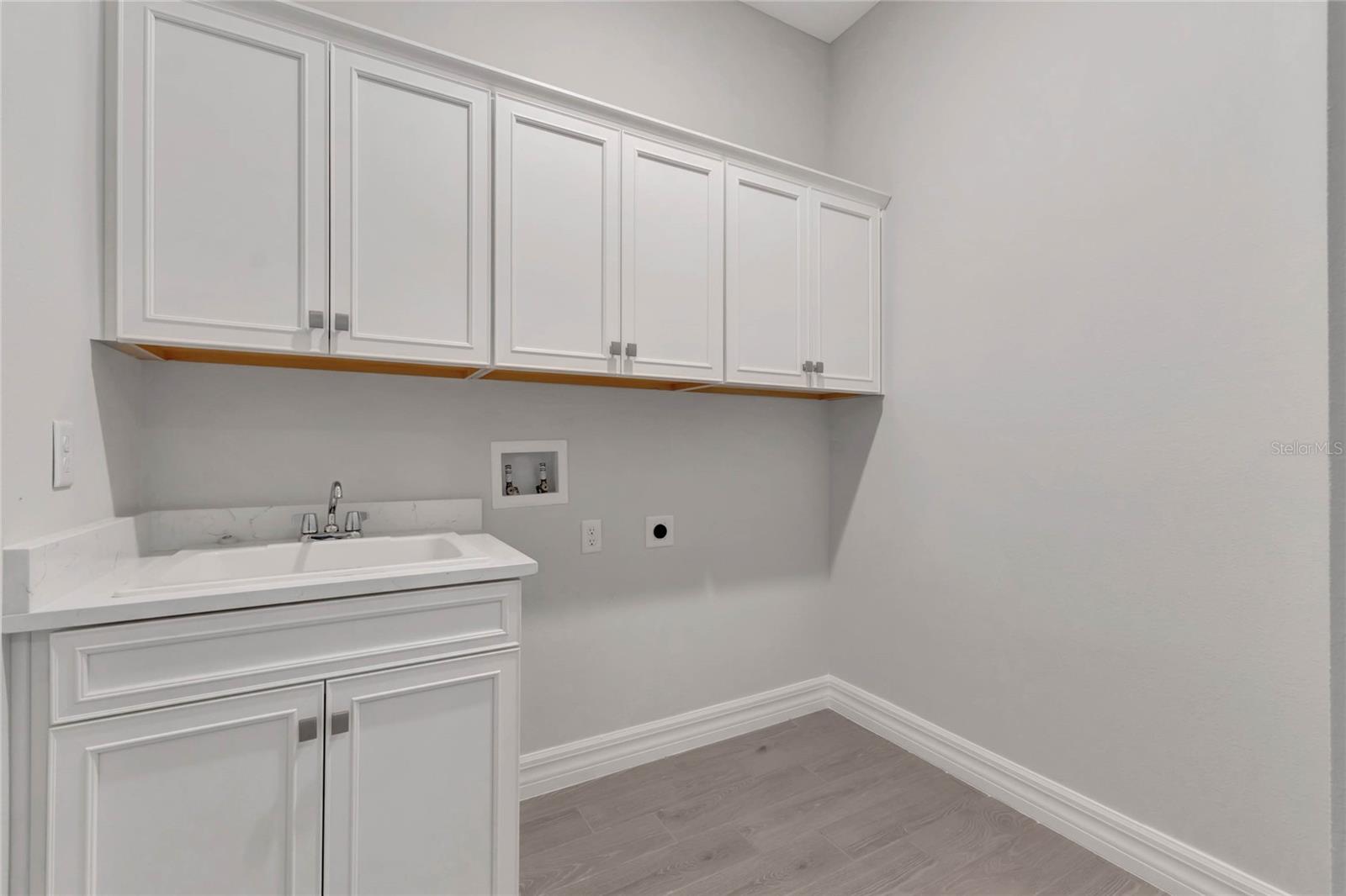 BUENA LAGO - Residential