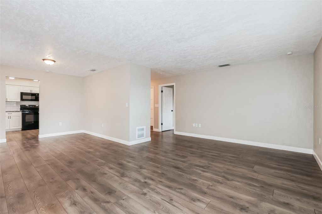 Photo of 524 Princess Place, Lakeland, FL 33803 (MLS # O6369964)