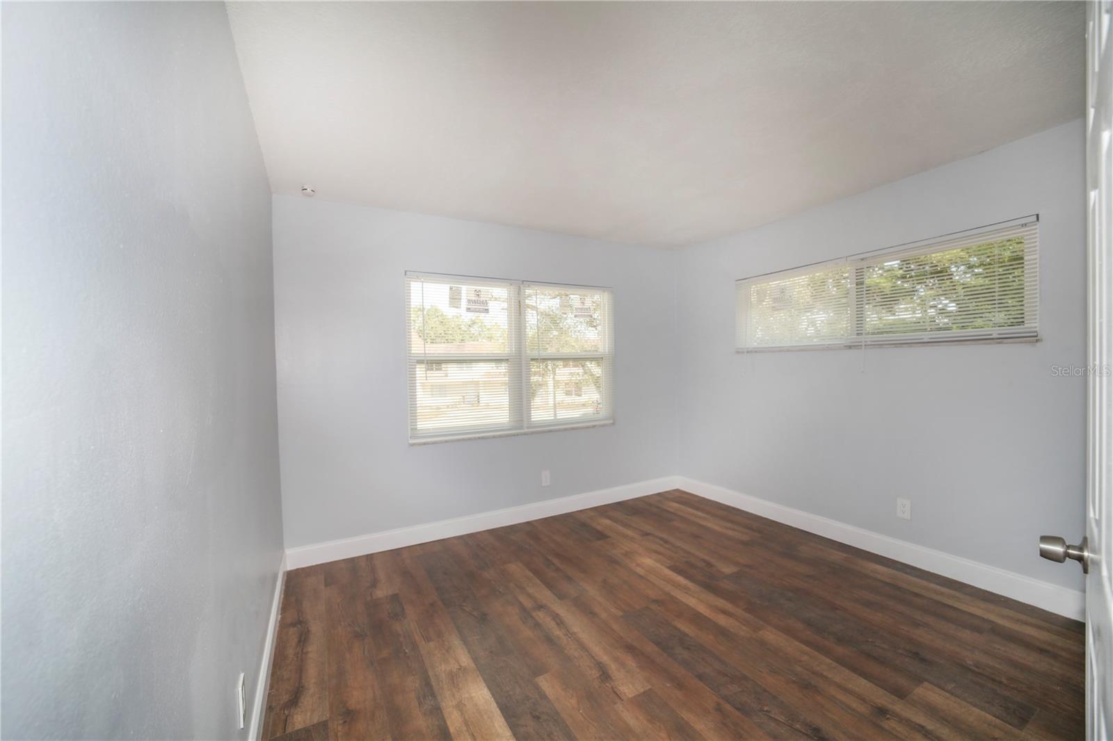 FAIRWAY OAKS - Residential