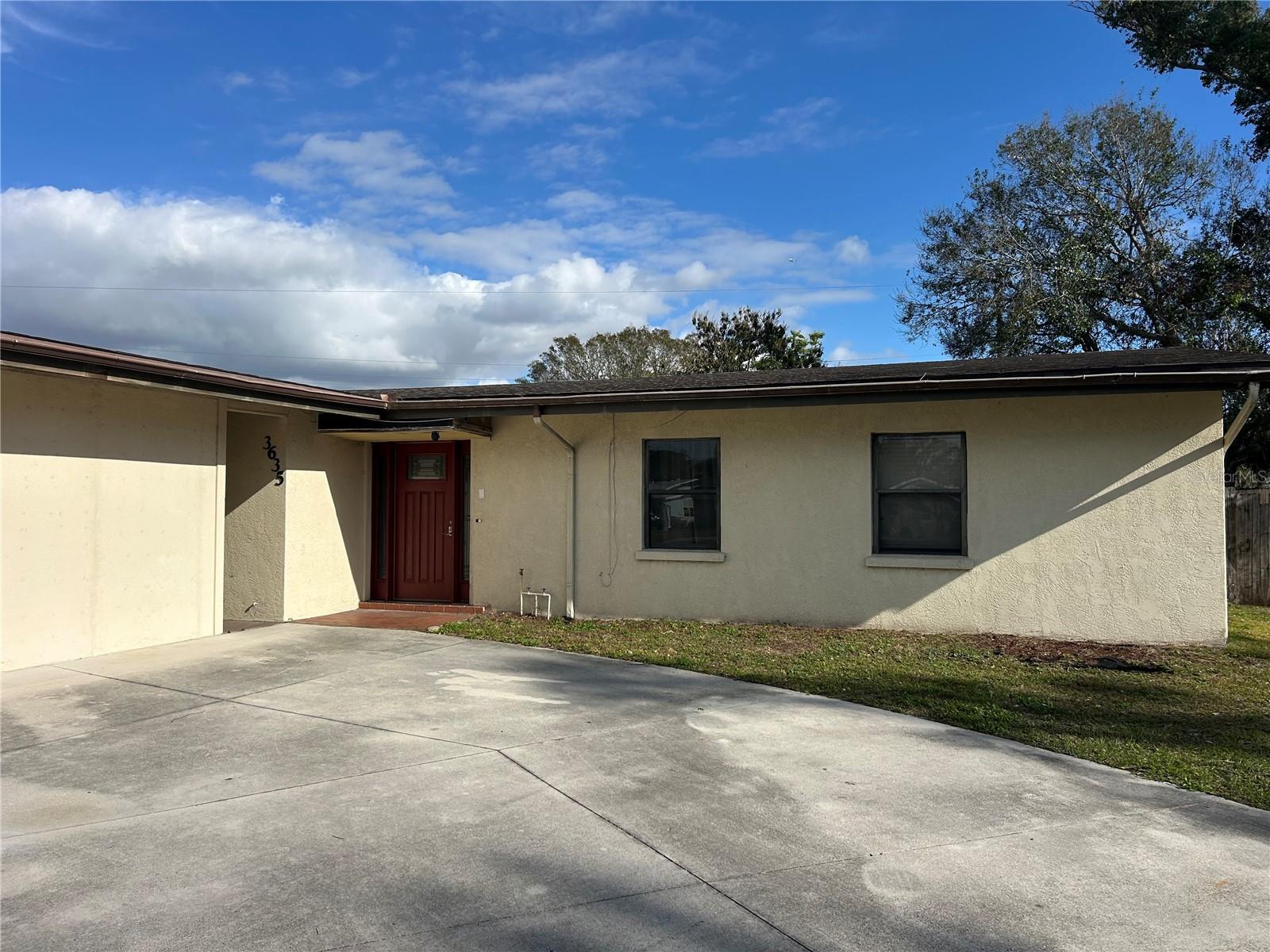 Welcome to Sarasota Springs, home located in the heart of Sarasota, FL. This spacious 5-bedroom house features tile flooring throughout, a washer and dryer for added convenience, and a modern open space kitchen perfect for entertaining. The cathedral ceiling adds a touch of elegance to the space, creating a bright and airy atmosphere. Don't miss out on this annual rental opportunity in a prime Sarasota location. Contact us today to schedule a tour and make this apartment your new home.