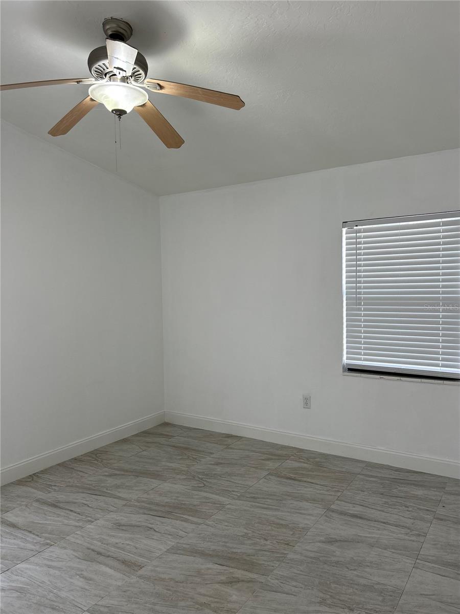 RIDGEWOOD ESTATES ADD 02 RESUB 01 - Residential Lease