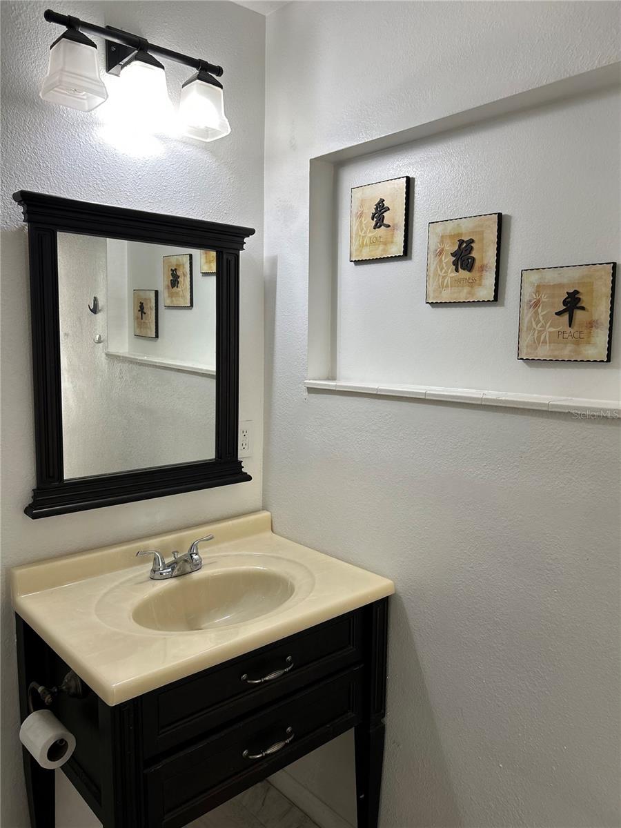RIDGEWOOD ESTATES ADD 02 RESUB 01 - Residential Lease
