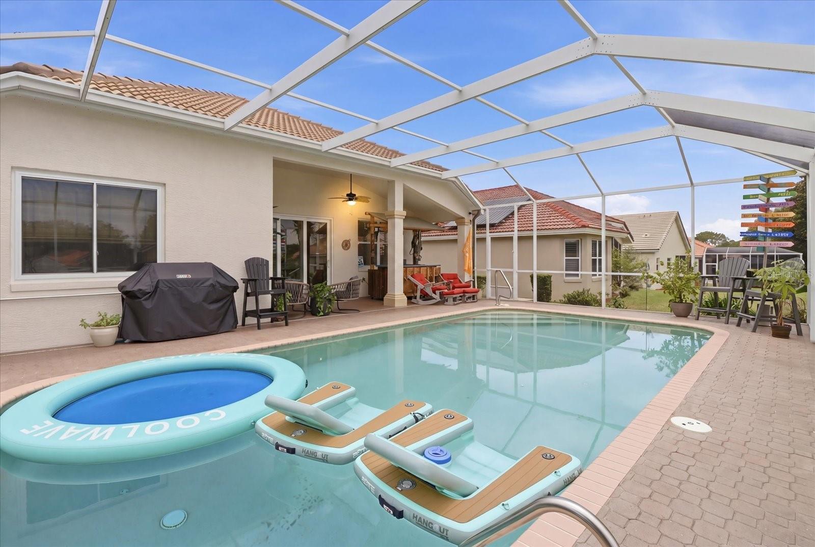 1096 W DIAMOND SHORE LOOP