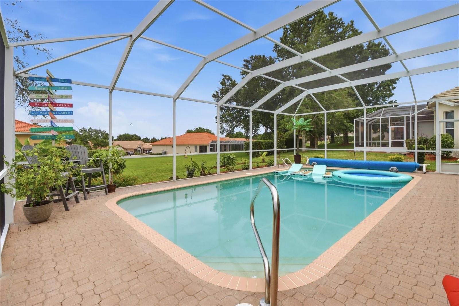 1096 W DIAMOND SHORE LOOP