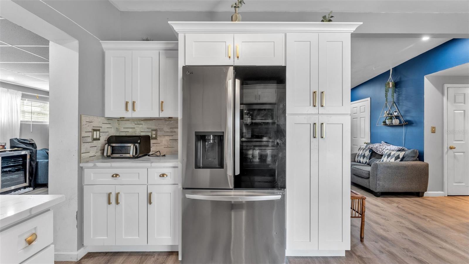 TEMPLE GROVE TERRACE - Residential