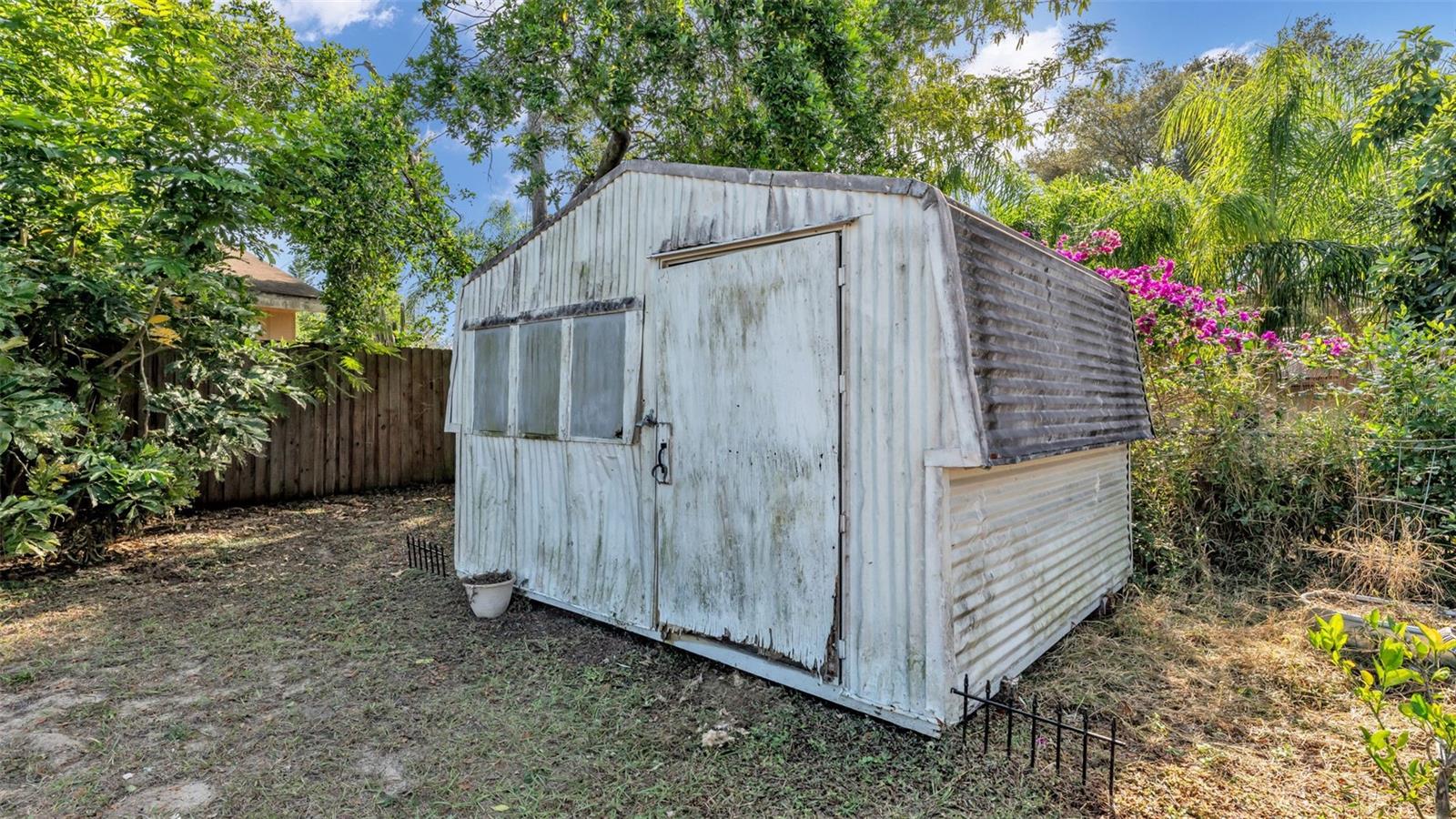 TEMPLE GROVE TERRACE - Residential