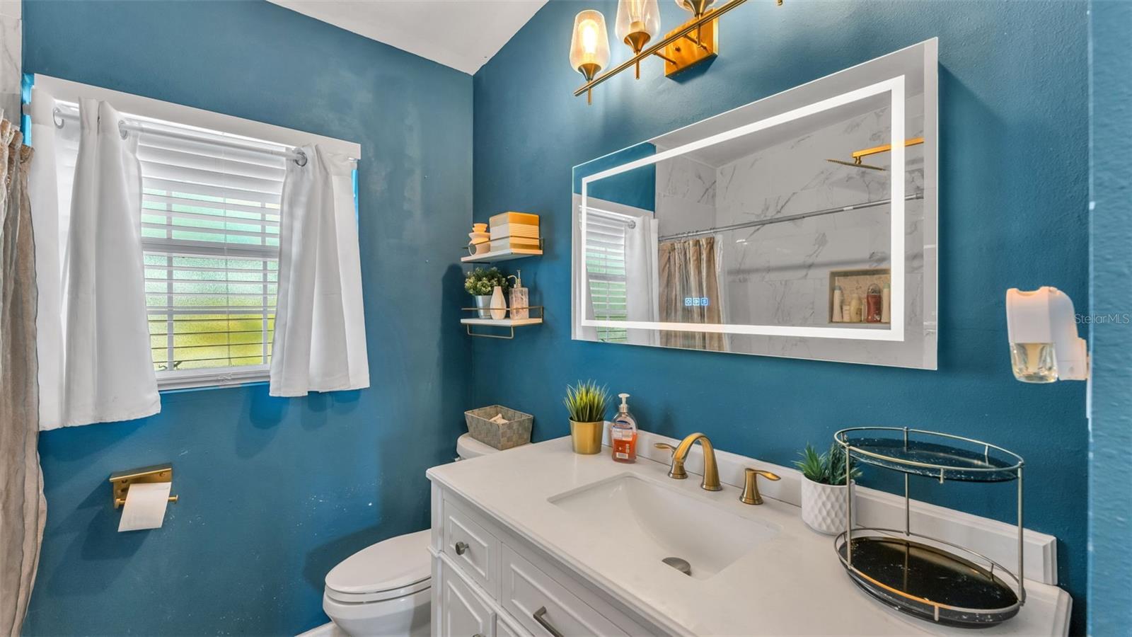 TEMPLE GROVE TERRACE - Residential