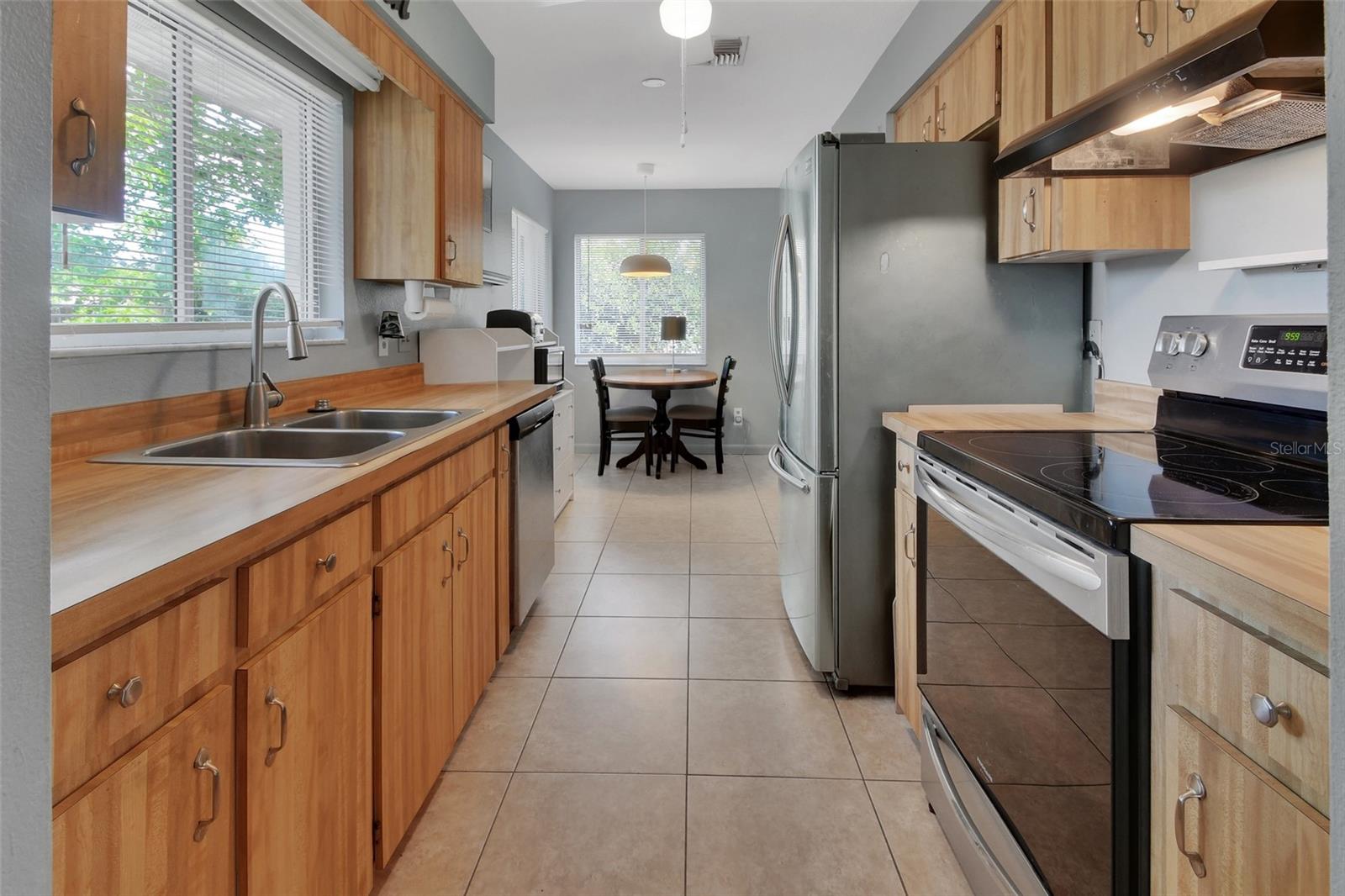 DELTONA LAKES UNIT 05 - Residential