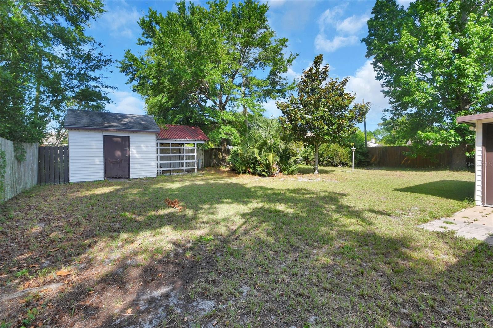 DELTONA LAKES UNIT 05 - Residential