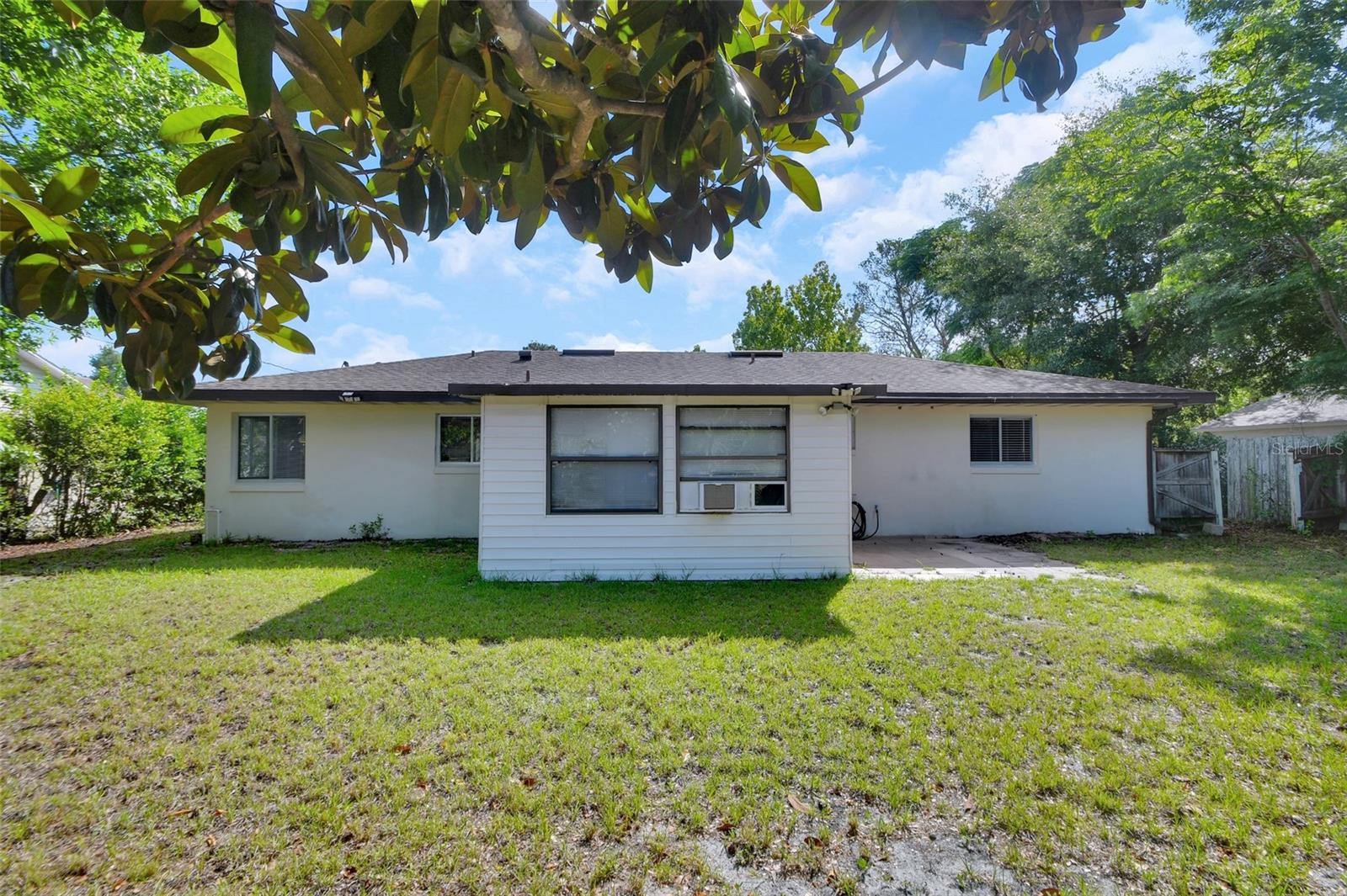 DELTONA LAKES UNIT 05 - Residential