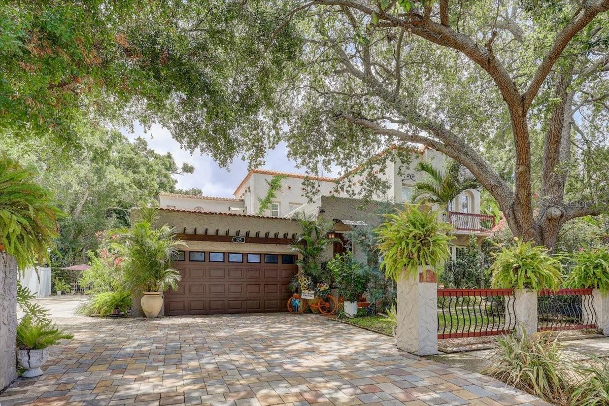 OAK RIDGE - Residential