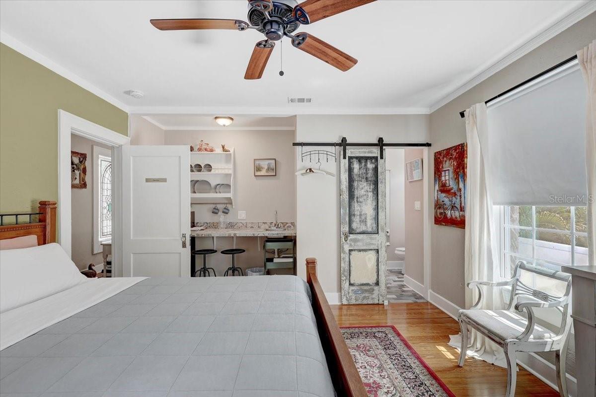 OAK RIDGE - Residential