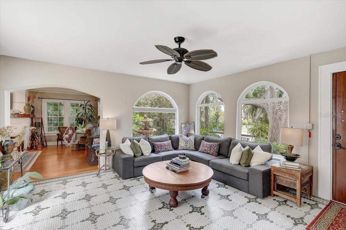 OAK RIDGE - Residential