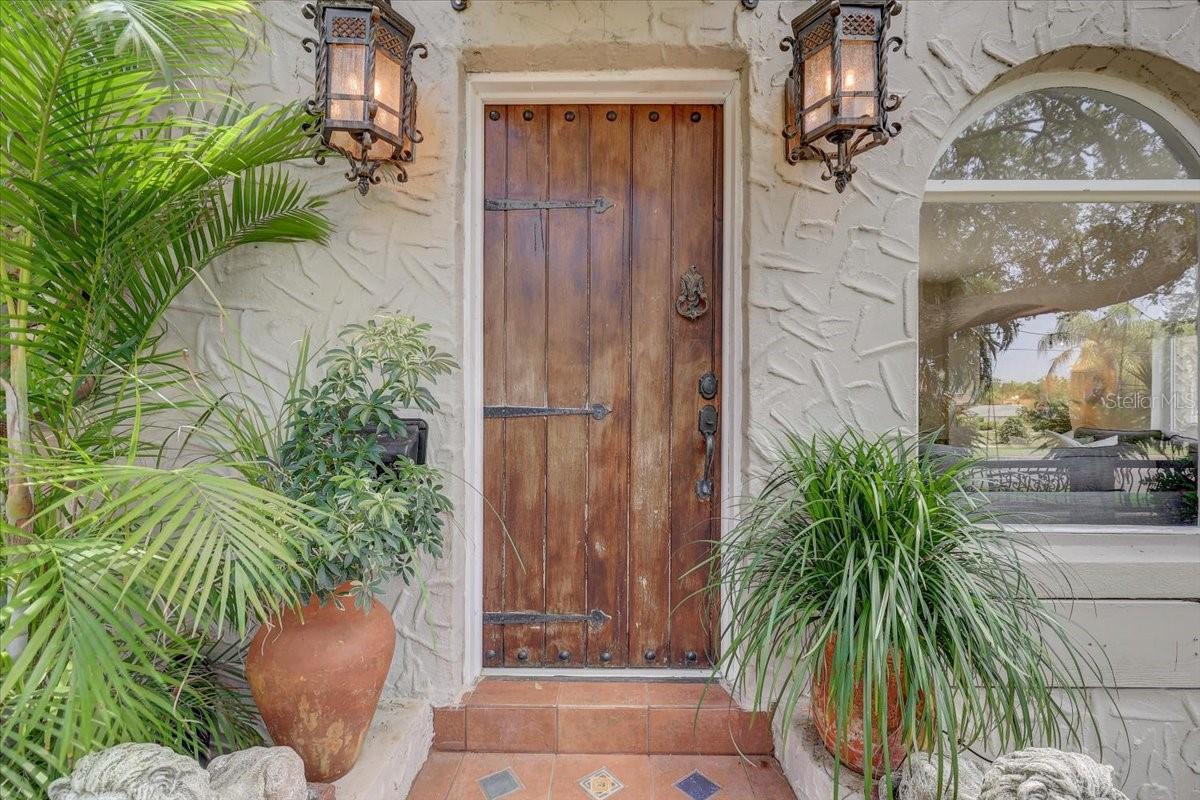 325 49TH STREET N