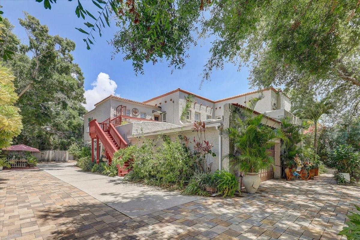 OAK RIDGE - Residential