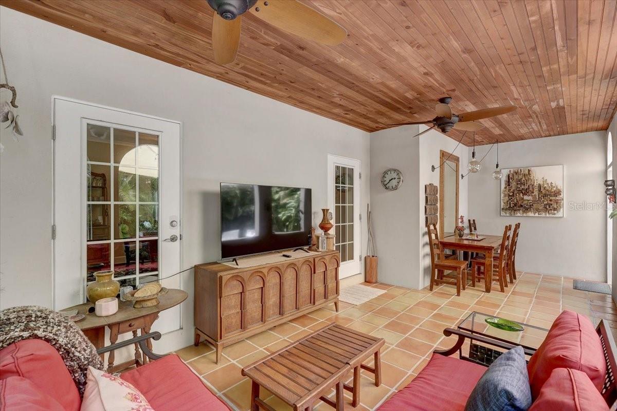 OAK RIDGE - Residential