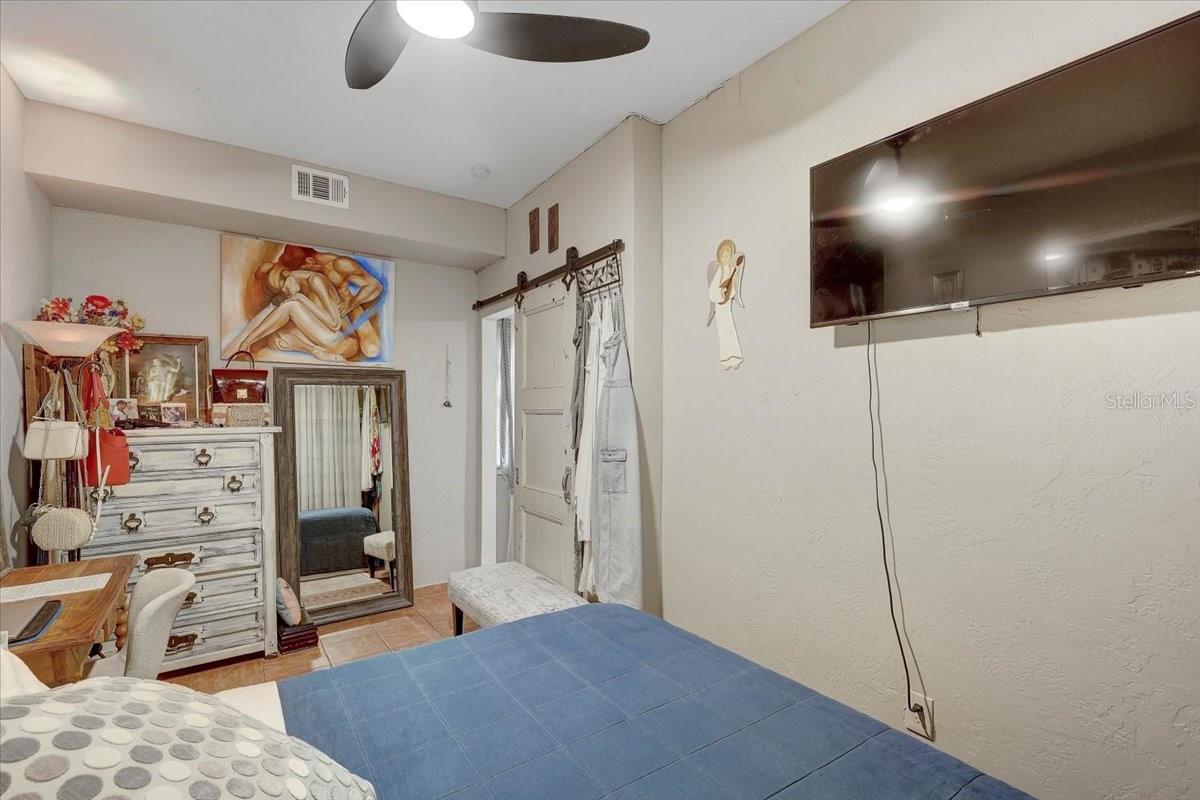 OAK RIDGE - Residential