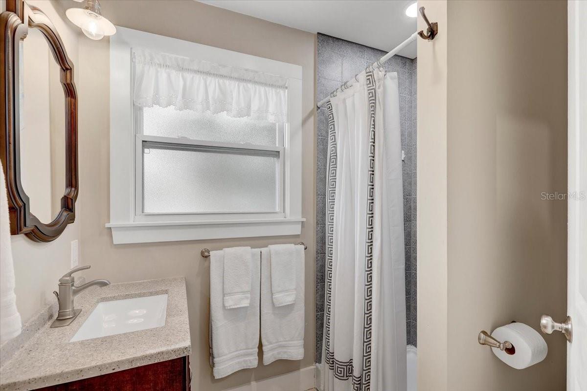 OAK RIDGE - Residential