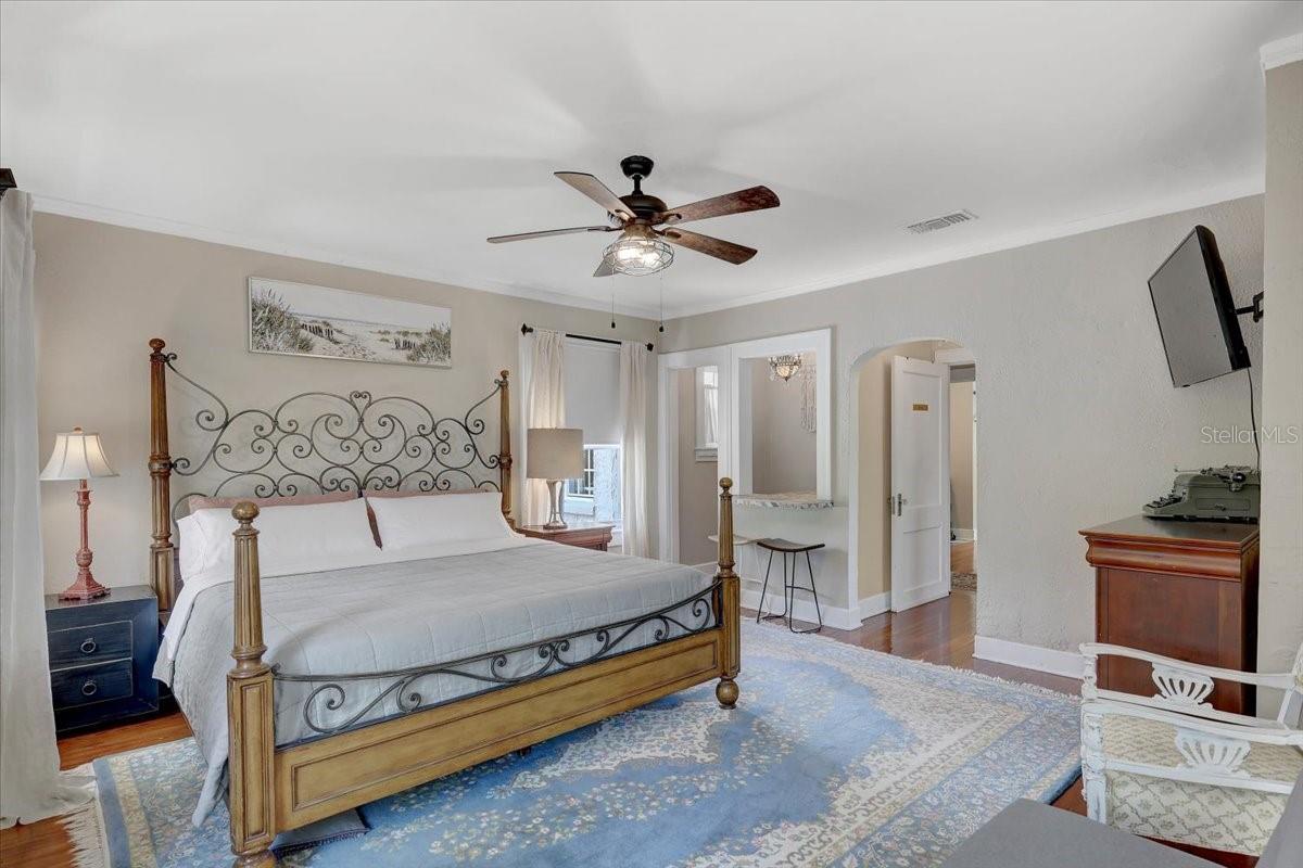 OAK RIDGE - Residential