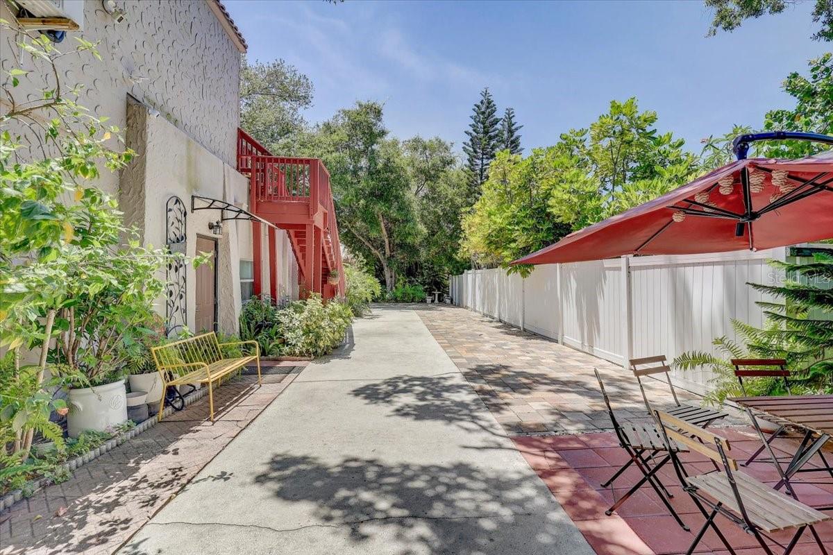 OAK RIDGE - Residential
